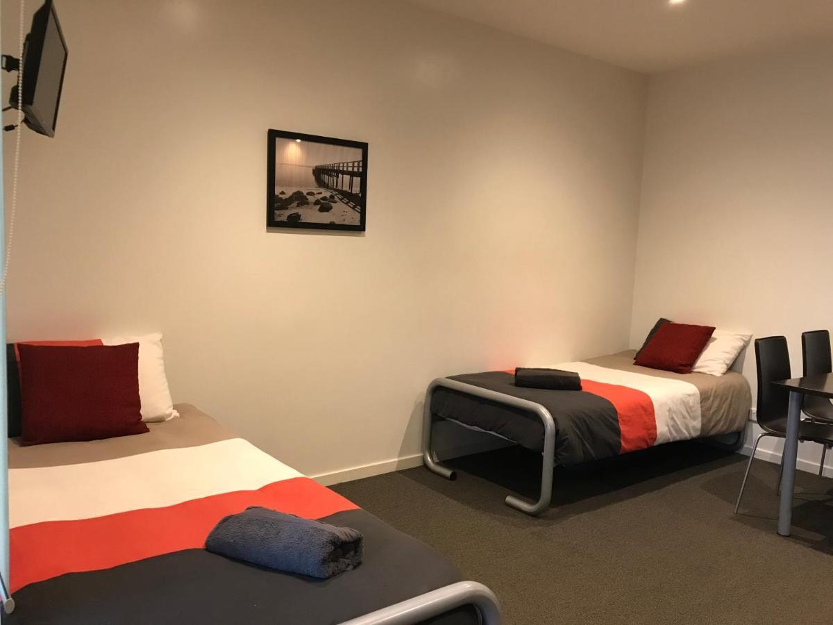 Appartamento Waterfront@Waves Cowes Esterno foto