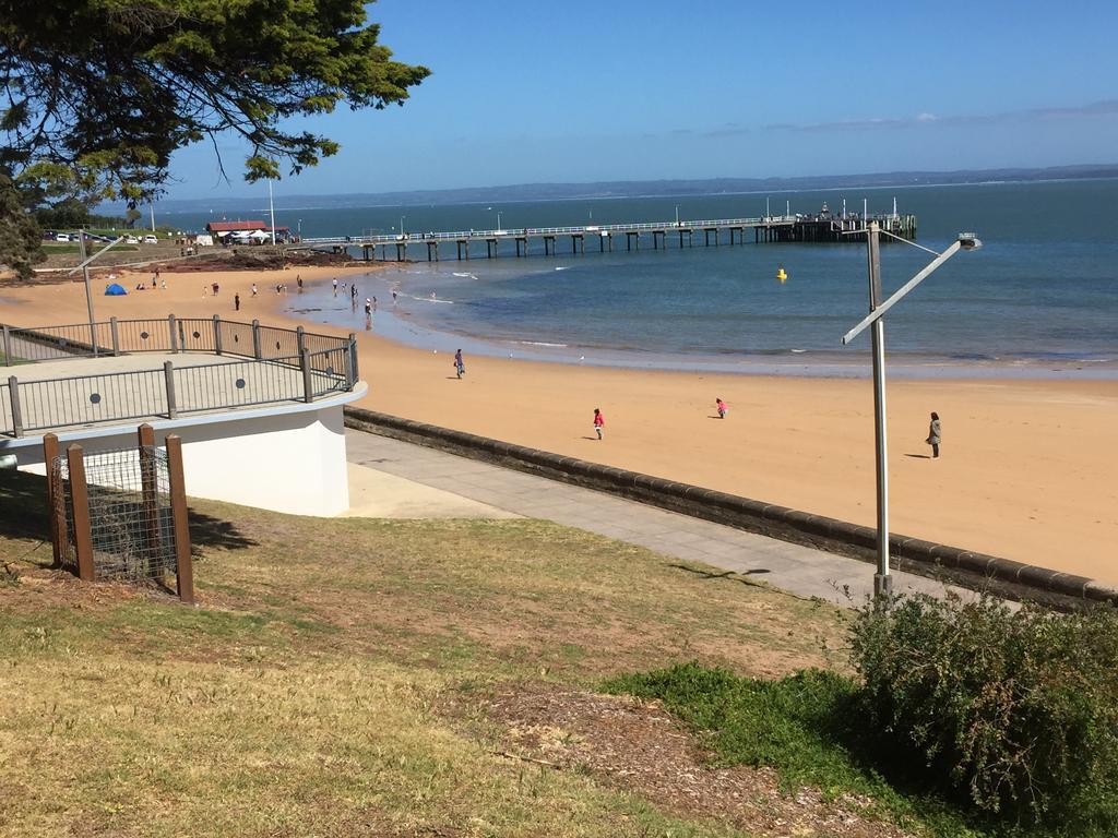 Appartamento Waterfront@Waves Cowes Esterno foto